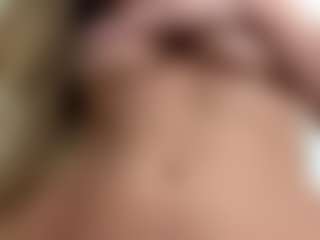 DiaEbrahimi's Live Sex Cam Show