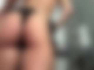 DiaEbrahimi's Live Sex Cam Show