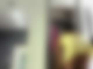Live cam show with DiaEbrahimi - Brown Eyes Brown Hair on Camsoda