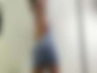Show de cam en vivo con DiaEbrahimi - Twerk en Camsoda