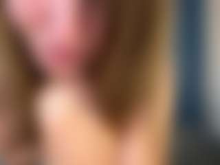 DiaEbrahimi's Live Sex Cam Show