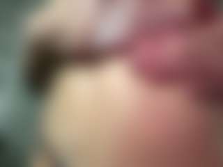 Live cam show with DiaEbrahimi - Body Massage on Mixed Magazine Live