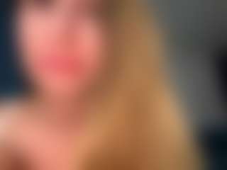 Live cam show with DiaEbrahimi - Blue Eyes on xplaylive.com