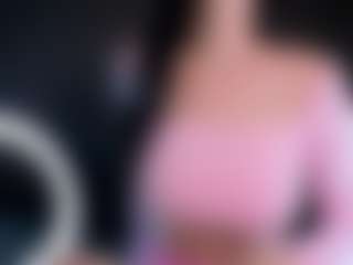 Live cam show with DoretheaLindquist - Strip on Camsoda