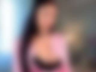 Live cam show with Lilly - Fingers on Pornisteam.com