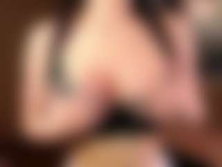 Live cam show with Lilly - Body Massage on Milfs Live