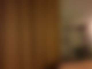 Live cam show with Lilly - Teasing on Pornisteam.com