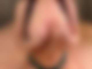 Live cam show with Lilly - Teasing on milfzrlive.com