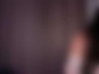 Live cam show with Lilly - Facial on Camsoda