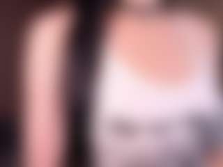 Live cam show with Lilly - Panties on Camsoda