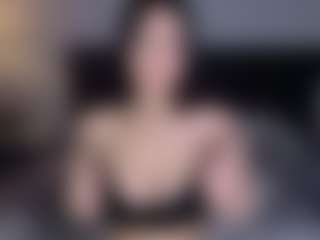 Live-camshow met Lilly - Body Massage op Camsoda