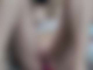 Live cam show with IceCraze - Short on galaxygirlnitro.com