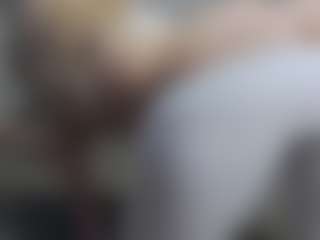 Live cam show with IceCraze - Black MILF on friskycurves.com