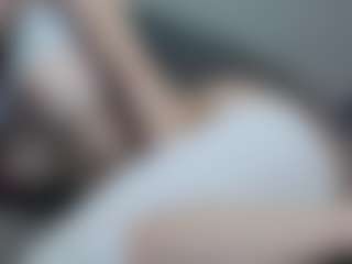 Live cam show with IceCraze - Bedroom on Gym Cam Girls