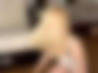 Live cam show with KacieDewing - Hairy Pussy on Latina Girls