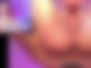 Lia's Live Sex Cam Show