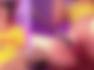 Live cam show with Lia - Sexwebcam Red Hair on Gym Cam Girls