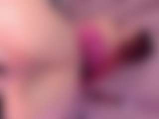 Lia's Live Sex Cam Show