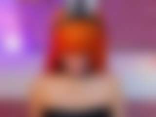Live cam show with Lia - Erotic Dance on Camsoda