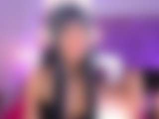 Live cam show with Lia - White Lovense on milfzrlive.com | colombia