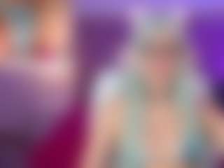 Live cam show with Lia - Red Hair Teen (18+) on livesuperchat.net