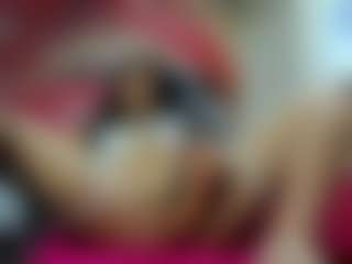 Live cam show with madison-chanell - Camel Toe on TeamSkeetLive