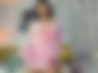 Live cam show with Maya-Garcia - Lesbian on CamClone