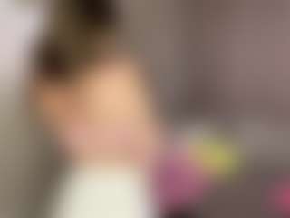Live cam show with SolBenito - Blue Eyes on xxxlivecams.org