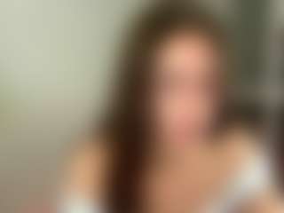 Live cam show with Sophia - Petite on camwithhim.com