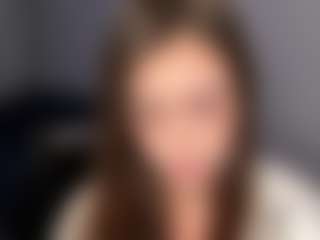 Live cam show with Sophia - Facial on Camming Site