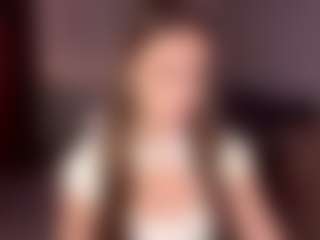 Live cam show with Sophia - College Brown Hair on madthumbs
