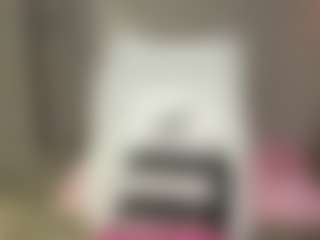 Live cam show with Sophia - Hairy Pussy on Camsoda