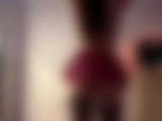 Live cam show with Sophia - Blonde Hair Petite on Camsoda