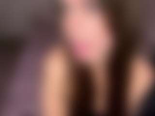 Live cam show with Sophia - Cute on Camsoda