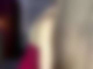 Live cam show with Sophia - Dirty Talk on Camsoda