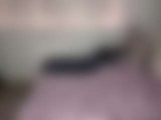 Live cam show with Sophia - Brown Hair on Milfs Live