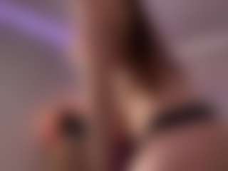 Live cam show with Sophia - Athletic BBW on Camsoda Late Night
