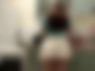Live cam show with Sophia - Blue Eyes on liverealitysex.com