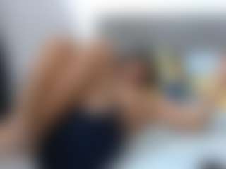 Live cam show with anthonyandkrony - Silver Fox on infinitiblacc.com