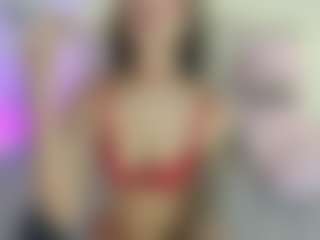 Live cam show with AriJhonnsonn - Pornstar Skinny on Dolls Live