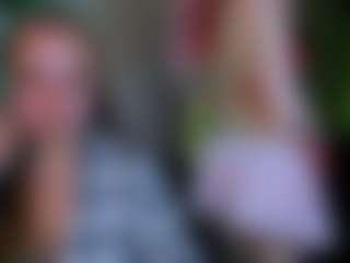 Live cam show with eiris-moon - Teen (18+) on chickslive.net