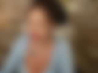 Live cam show with Kelly054 - Young Adult on Camming Site