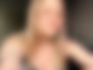 KeriPennel's Live Sex Cam Show