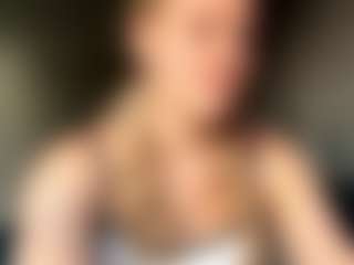 KeriPennel's Live Sex Cam Show