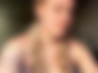 KeriPennel's Live Sex Cam Show