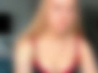 KeriPennel's Live Sex Cam Show