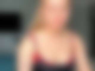 KeriPennel's Live Sex Cam Show