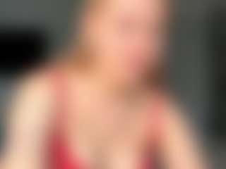 KeriPennel's Live Sex Cam Show