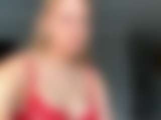 KeriPennel's Live Sex Cam Show