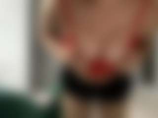 KeriPennel's Live Sex Cam Show
